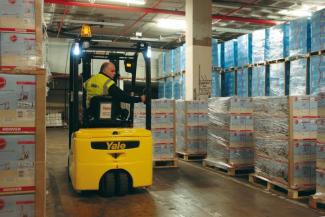 इलेक्ट्रिक फोर्कलिफ्ट Yale ERP1 VT SWB