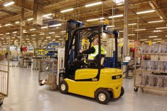 इलेक्ट्रिक फोर्कलिफ्ट Yale ERP16VF MWB