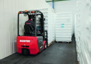 इलेक्ट्रिक फोर्कलिफ्ट Manitou ME 315 C