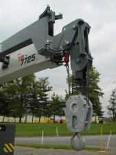 इंडस्ट्रियल मोबाइल क्रेन Grove GCD25