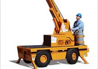 इंडस्ट्रियल मोबाइल क्रेन Broderson IC-20
