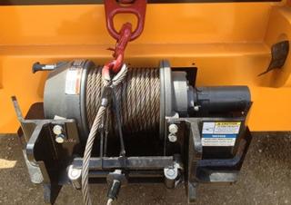 इंडस्ट्रियल मोबाइल क्रेन Broderson IC-400