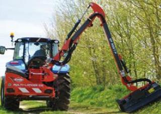 समर मेंटेनेंस इक्विपमेंट स्लोप मोवर Kuhn Multi-Longer GII 5057 P