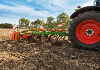 कल्टीवेटर Amazone Cenius 3003 Super