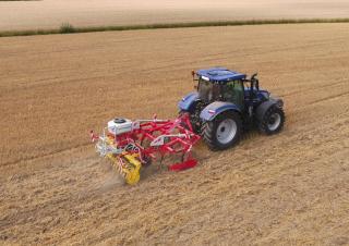 कल्टीवेटर Pöttinger Synkro 3530