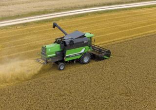 कंबाइन हार्वेस्टर DEUTZ-FAHR 6040
