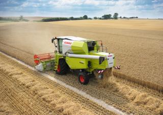 कंबाइन हार्वेस्टर Claas Avero 240