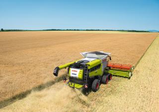 कंबाइन हार्वेस्टर Claas Lexion 6900 TerraTrac 