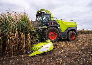 कंबाइन हार्वेस्टर अटैचमेंट कंबाइन हार्वेस्टर मेज़ हेडर Claas Orbis 10500