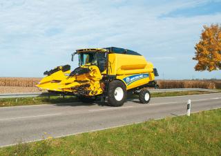 कंबाइन हार्वेस्टर New Holland TC5.90 ST5 