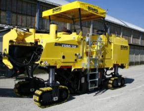 कोल्ड मिलिंग मशीन Bomag BM 1300/30