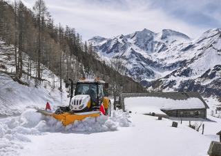 वाहन कॉम्पैक्ट यूटिलिटी ट्रैक्टर Steyr 6140 Profi ET Basis