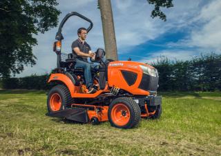 वाहन कॉम्पैक्ट यूटिलिटी ट्रैक्टर Kubota BX231