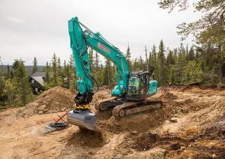 क्रॉलर एक्सकेवेटर Kobelco SK 210 SNLC 10