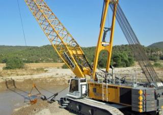 क्रॉलर क्रेन - लैटिस बूम Liebherr HS 895 HD