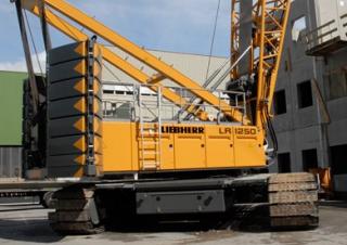 क्रॉलर क्रेन - लैटिस बूम Liebherr LR 1250