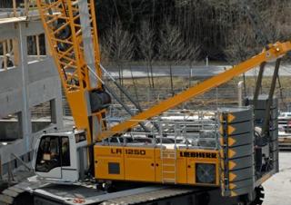 क्रॉलर क्रेन - लैटिस बूम Liebherr LR 1250