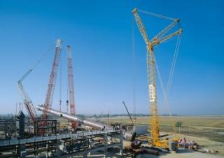 क्रॉलर क्रेन - लैटिस बूम Liebherr LR 1350/1