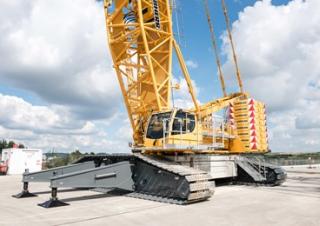 क्रॉलर क्रेन - लैटिस बूम Liebherr LR 1500