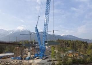 क्रॉलर क्रेन - लैटिस बूम Liebherr LR 1600/2