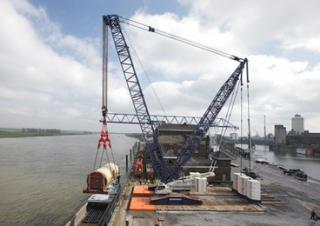 क्रॉलर क्रेन - लैटिस बूम Liebherr LR 1600/2