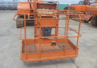 टेलीस्कोपिक बूम लिफ्ट क्रॉलर टेलीस्कोपिक बूम लिफ्ट Hitachi HX 220 B