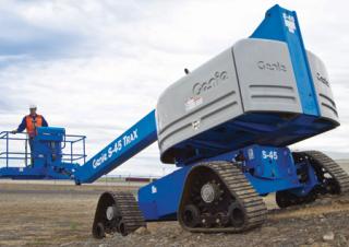 टेलीस्कोपिक बूम लिफ्ट क्रॉलर टेलीस्कोपिक बूम लिफ्ट Genie S-45 TraX