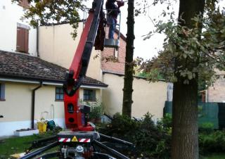 टेलीस्कोपिक बूम लिफ्ट क्रॉलर टेलीस्कोपिक बूम लिफ्ट Platform Basket SPIDER 13.65