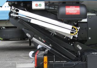 लोडिंग प्लेटफॉर्म MBB Palfinger MBB F 1500 L