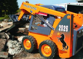 स्किड स्टीयर लोडर Mustang 2026