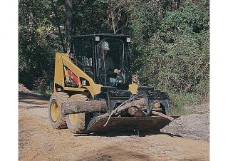 स्किड स्टीयर लोडर Caterpillar 216B Series 3