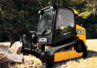 स्किड स्टीयर लोडर JCB 260T