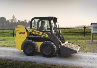 स्किड स्टीयर लोडर New Holland L213