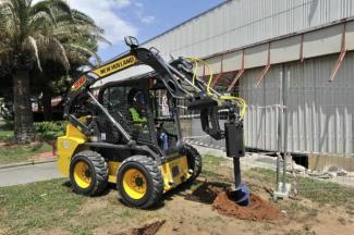 स्किड स्टीयर लोडर New Holland L218