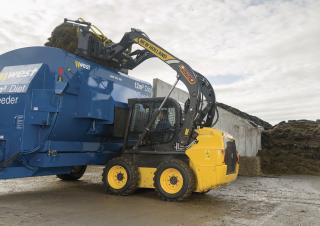स्किड स्टीयर लोडर New Holland L220
