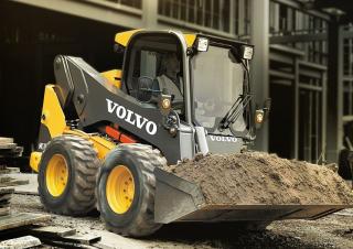 स्किड स्टीयर लोडर Volvo MC115C