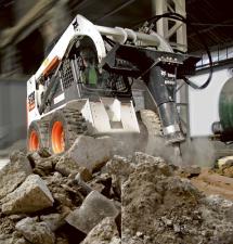 स्किड स्टीयर लोडर Bobcat S 130