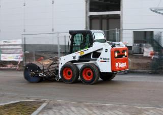 स्किड स्टीयर लोडर Bobcat S450