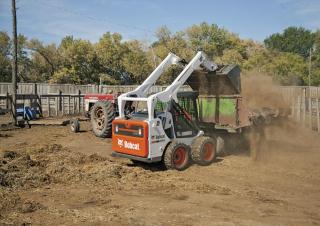 स्किड स्टीयर लोडर Bobcat S530