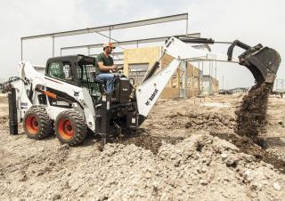 स्किड स्टीयर लोडर Bobcat S530
