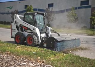 स्किड स्टीयर लोडर Bobcat S570