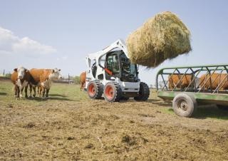 स्किड स्टीयर लोडर Bobcat S770