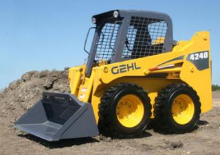 स्किड स्टीयर लोडर Gehl SL 4240