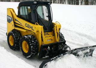 स्किड स्टीयर लोडर Gehl SL 5240 DXT