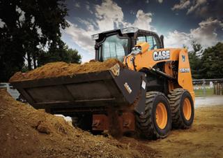 स्किड स्टीयर लोडर Case SR210