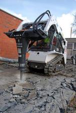 स्किड स्टीयर लोडर Bobcat T110