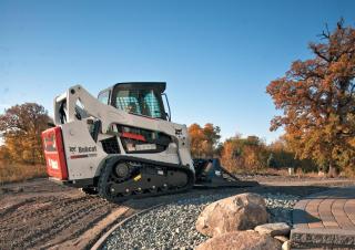 स्किड स्टीयर लोडर Bobcat T590