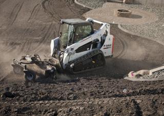स्किड स्टीयर लोडर Bobcat T590