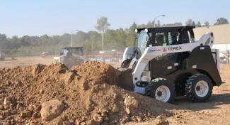स्किड स्टीयर लोडर Terex TSV 80