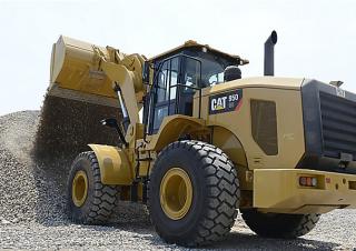 व्हील लोडर Caterpillar 918M
